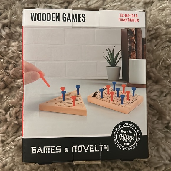 Wooden games - tic tac toe and tricky triangle - Picture 2 of 3